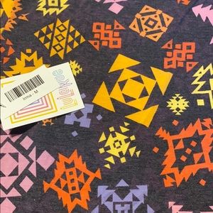 LuLaRoe Irma Tunic